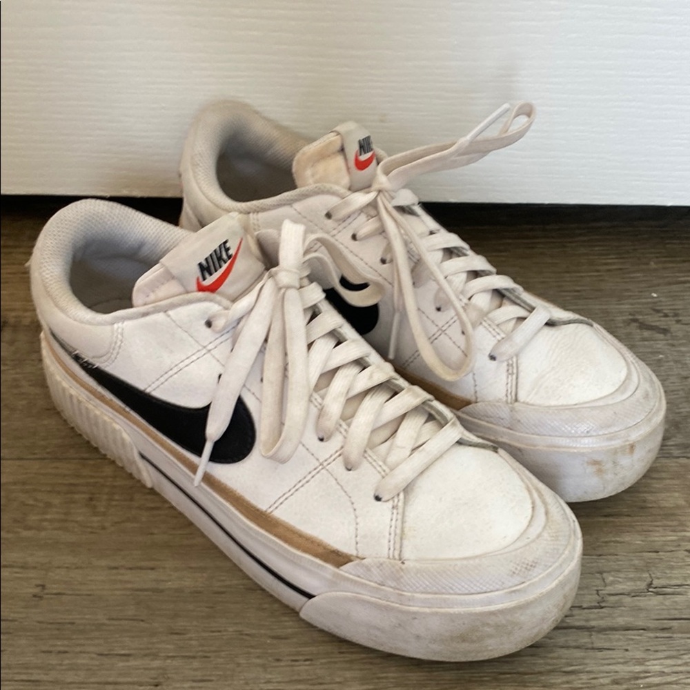 Nike Court Legacy Lift